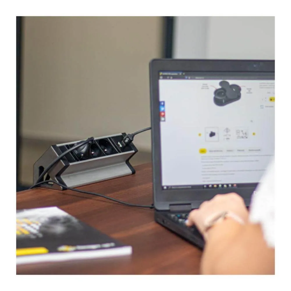 DESK BOX aluminium, 3 x gniazdo FR, 2 x USB typ A,