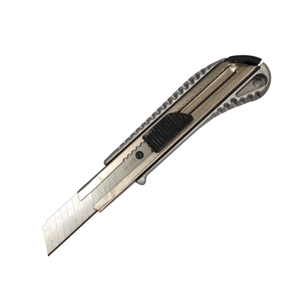 ALUMINIOWY NÓŻ DO TAPET METALOWY z łamanym ostrzem 18mm 6szt