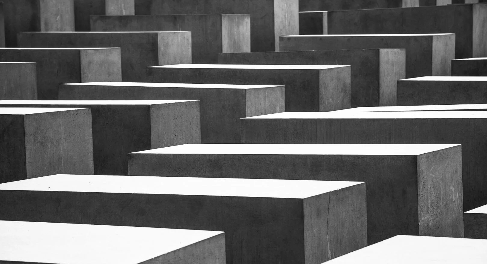 Beton zarysowany a beton niezarysowany – różnice