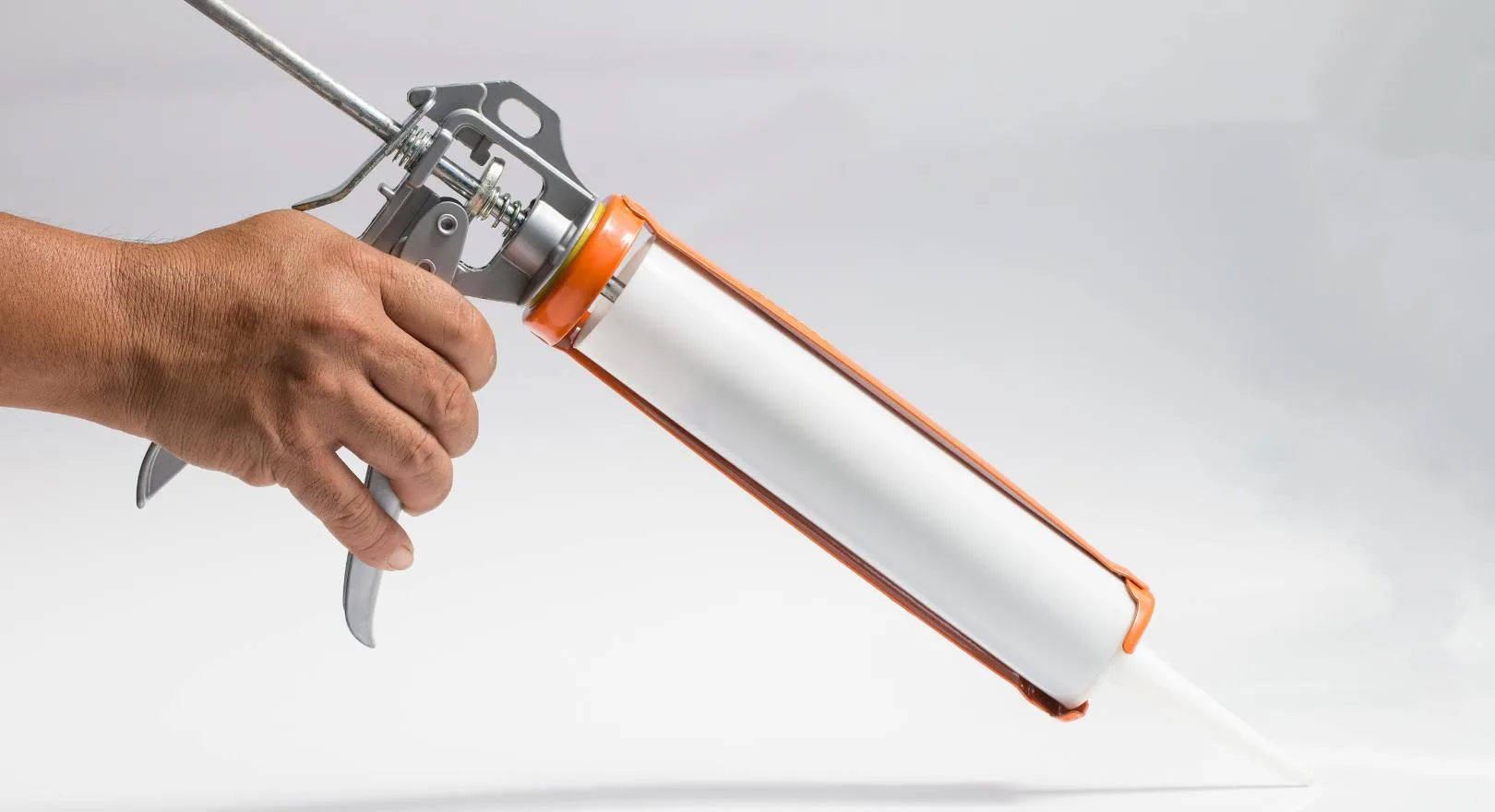 pistolet kotwa chemiczna